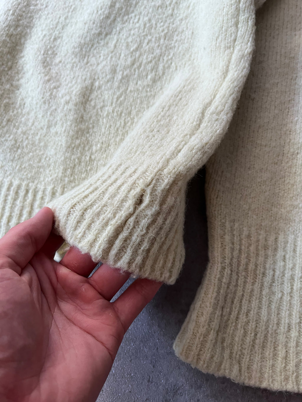 Our Legacy V-Neck Raglan Wool Alpaca Sweater Yellow Men - M