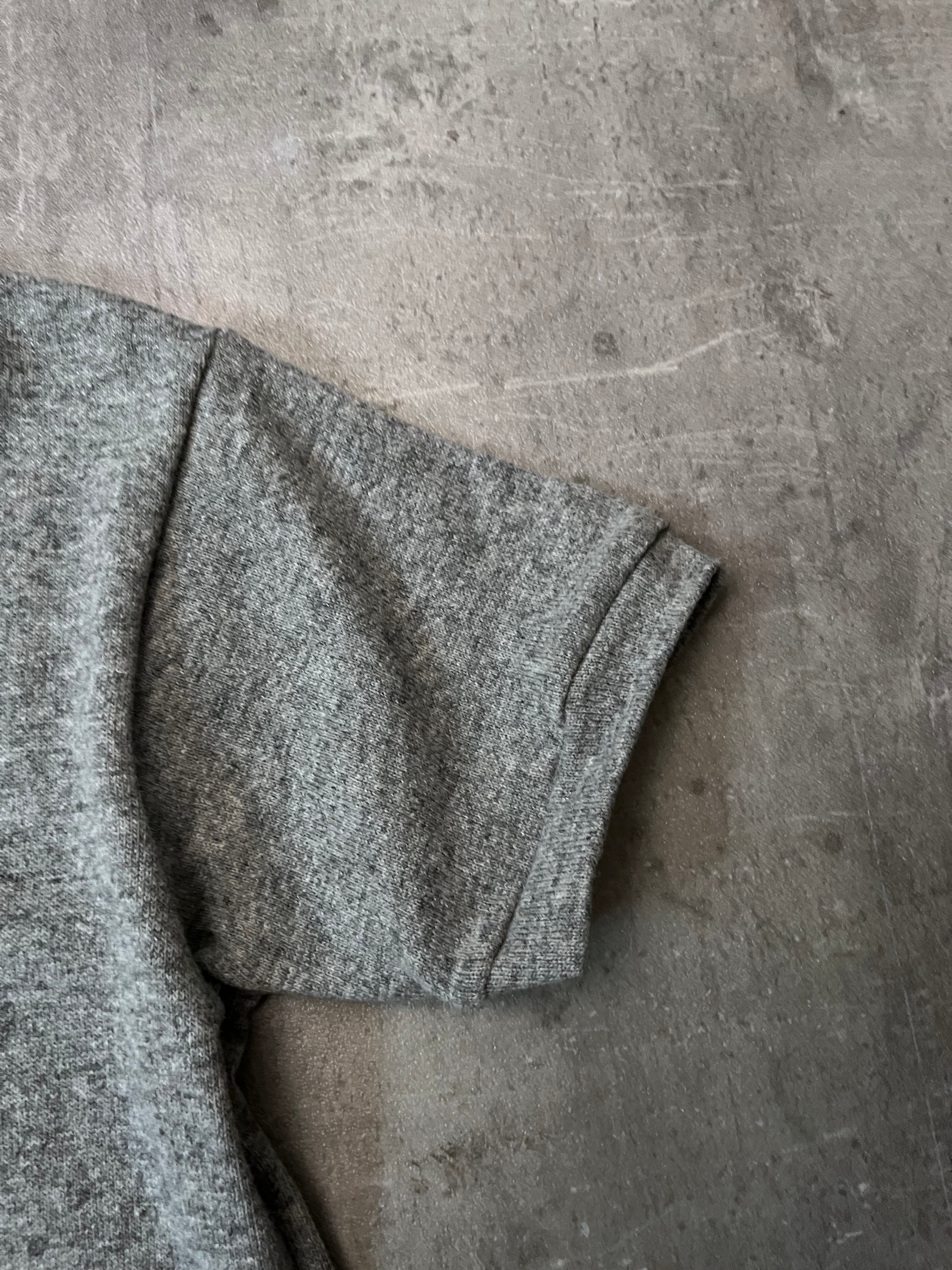 F/W 1999/00 Raf Simons Embroidered R Wool T-shirt Grey Men - M