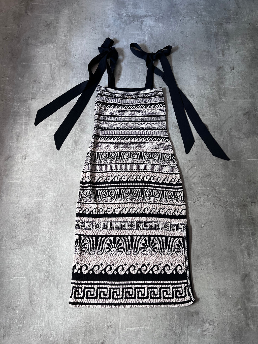 Cruise 2018 Chanel by Karl Lagerfeld Greek Style Paper Dress Beige Black Women - S