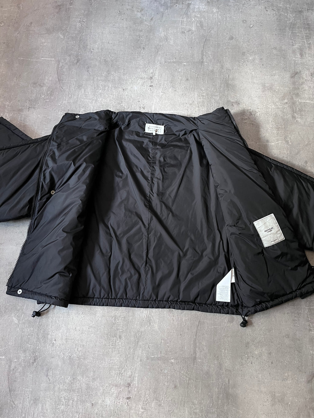 F/W 2019 Maison Margiela Recycled Nylon Padded Cropped Jacket Black Men - M