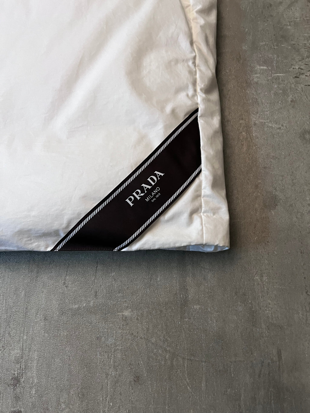 `F/W 2023 Prada by Raf Simons Padded Goose Down Pillow Style Vest Jacket White Men - L
