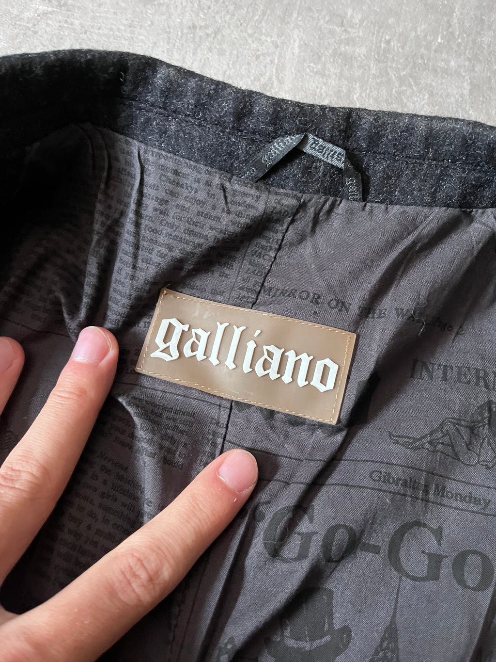 F/W 2011 John Galliano Newspaper Print Wool Blazer Jacket Black Men - L