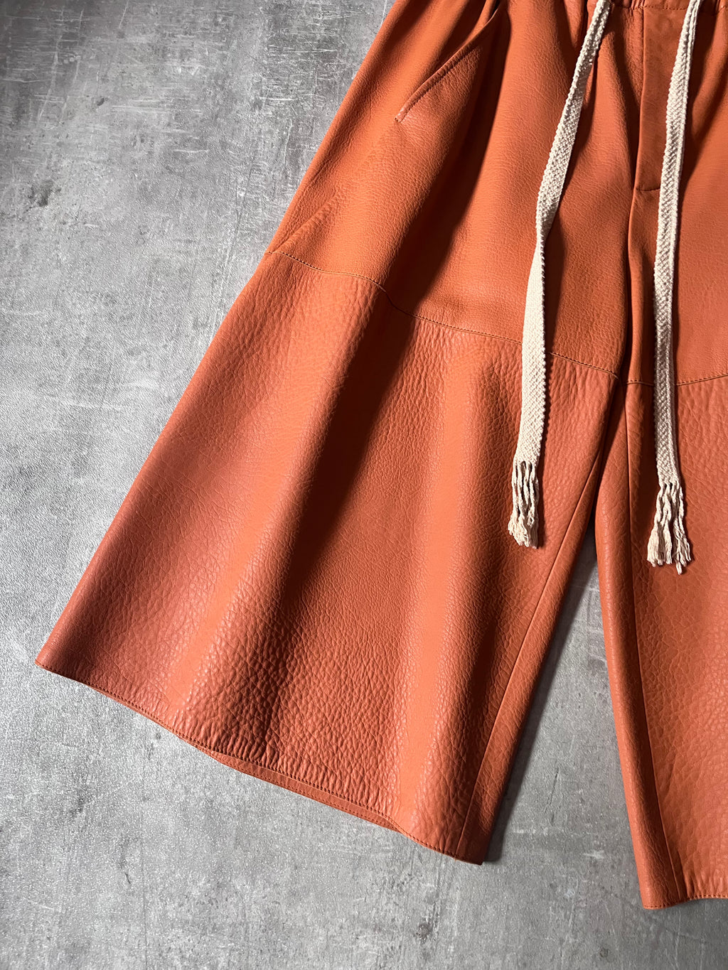 Loewe Leather Cropped Pants Orange Men - M