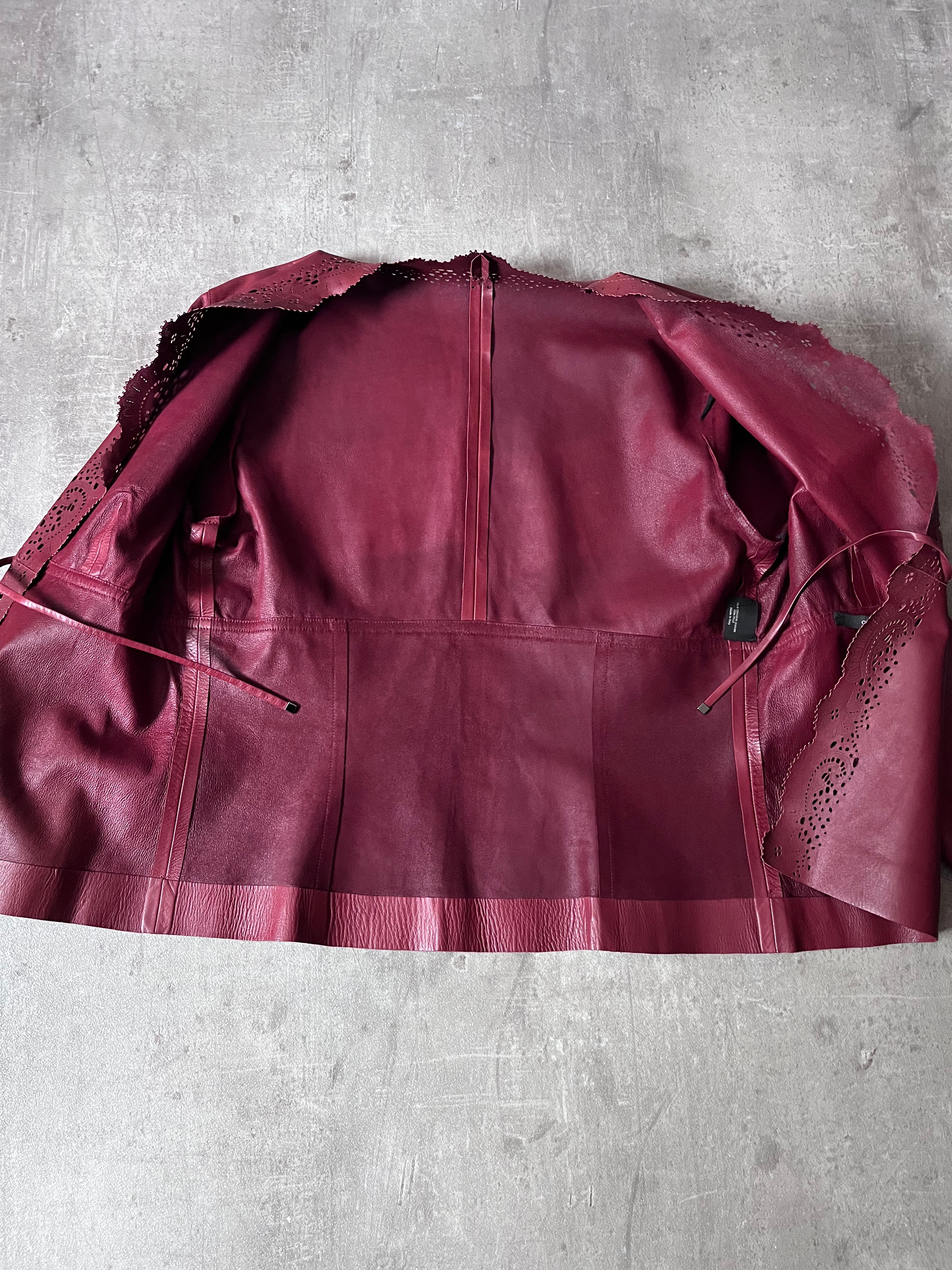 2000s Gucci by Tom Ford Leather Laser Cut Edges 3/4 Sleeve Jacket Burgundy Women - L