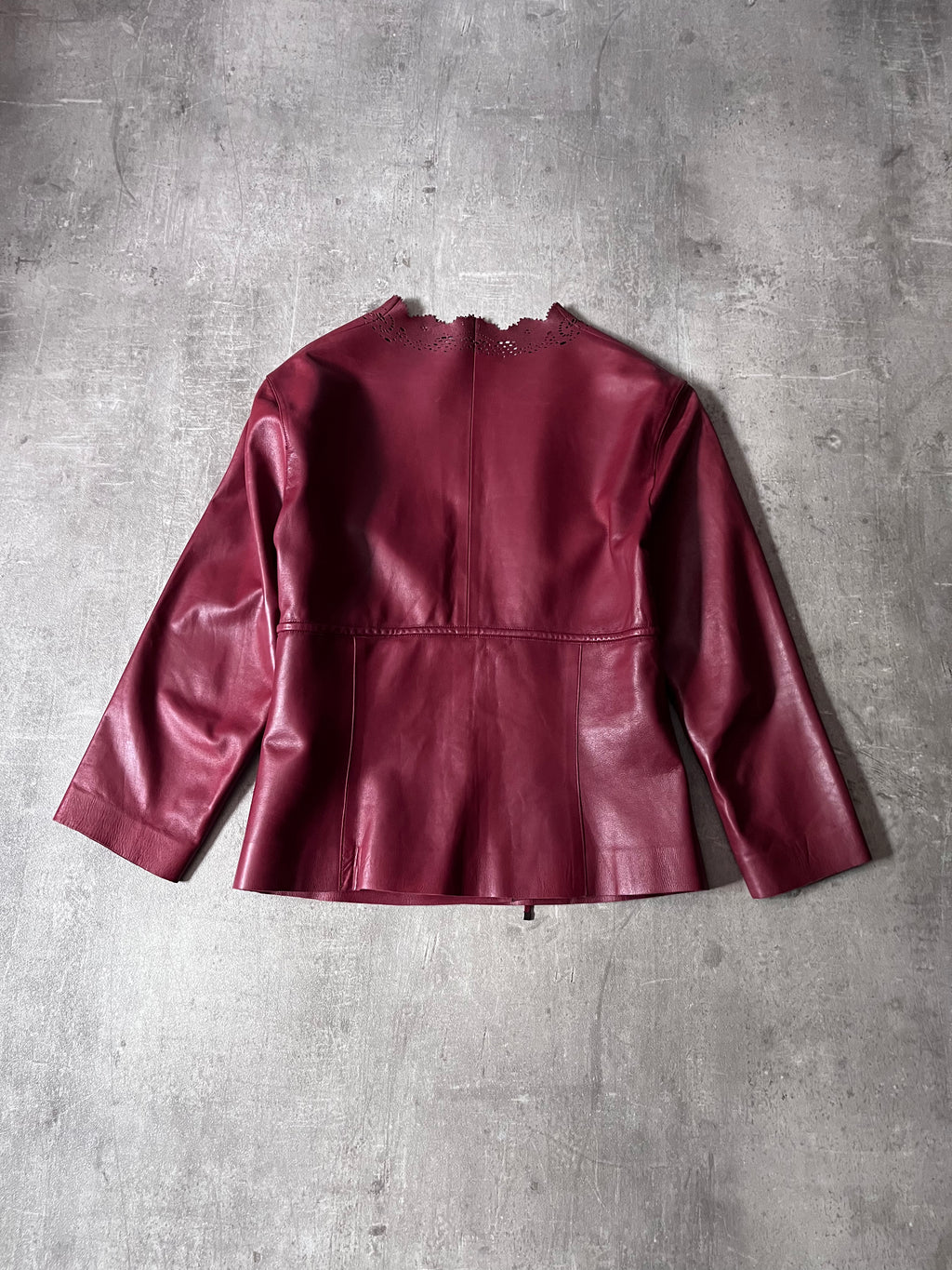 2000s Gucci by Tom Ford Leather Laser Cut Edges 3/4 Sleeve Jacket Burgundy Women - L